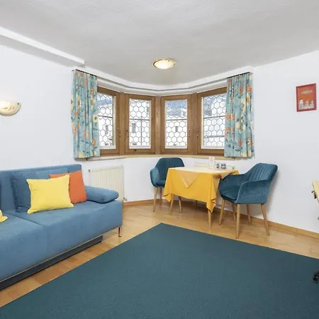 ゲストハウス Haus Schlosskeller 3*