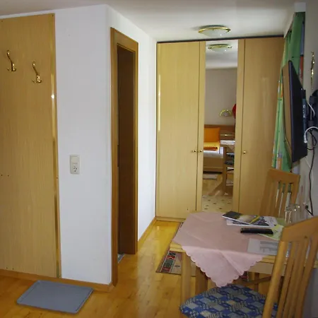 Haus Schlosskeller ゲストハウス ラッテンベルク