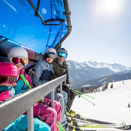 Haus Schlosskeller ゲストハウス ラッテンベルク