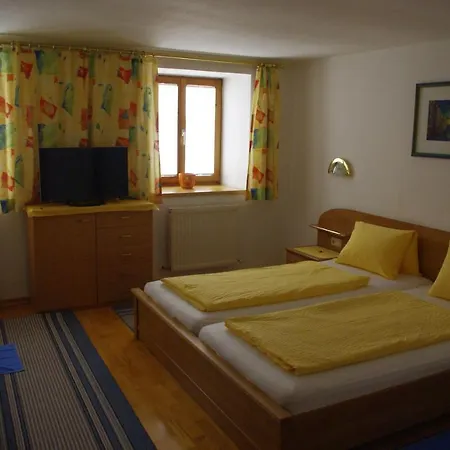 Affittacamere Haus Schlosskeller Rattenberg (Tyrol)