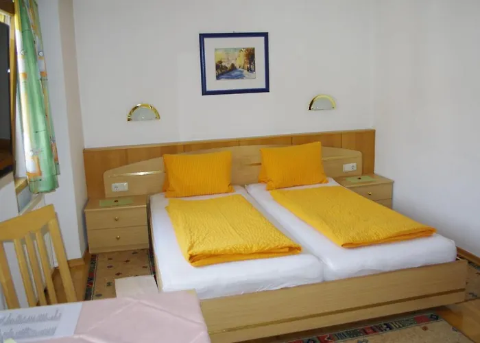 Haus Schlosskeller Guest house 3*