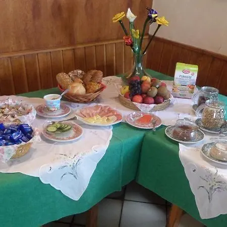 Haus Schlosskeller Guest house 3*